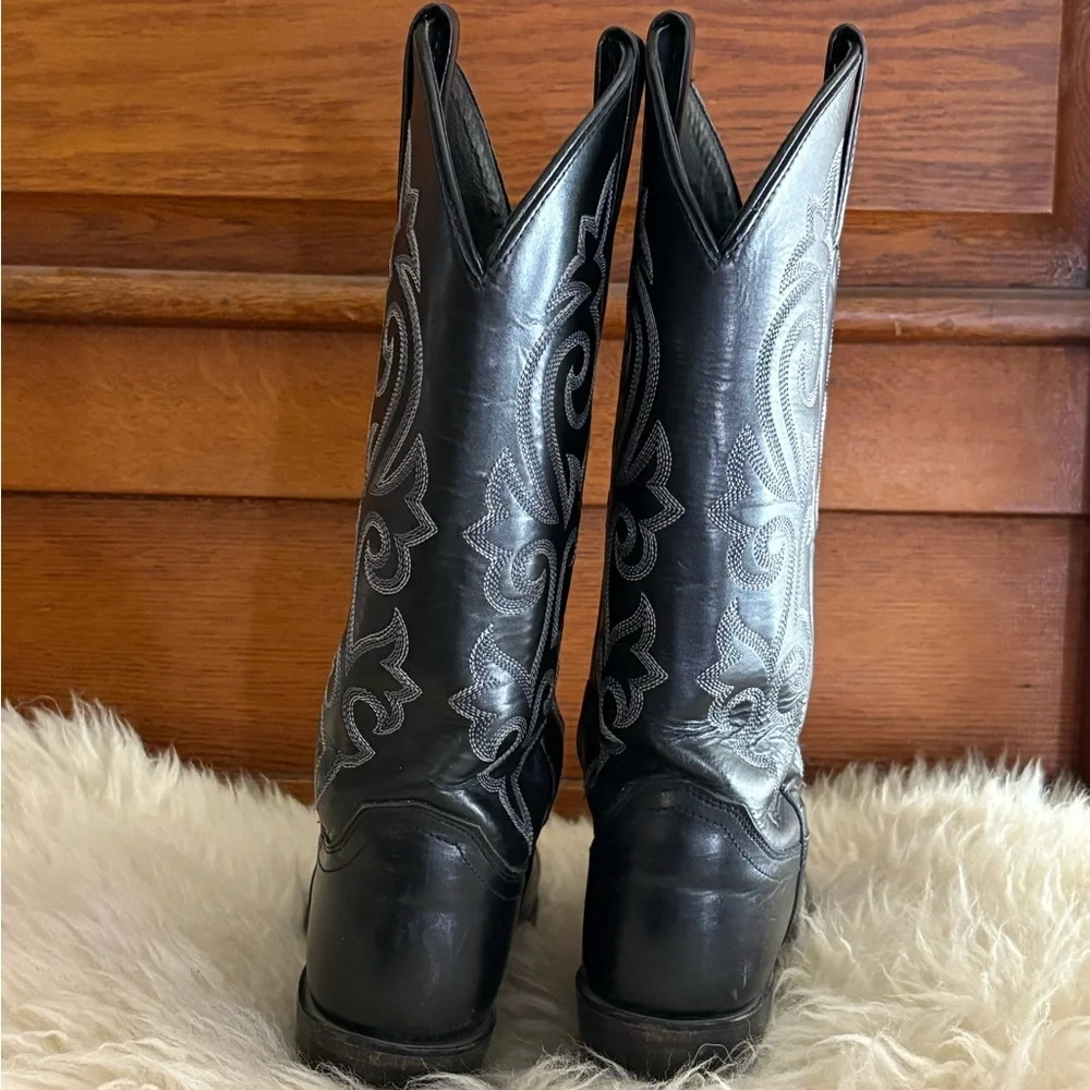 Justin Men’s 1409 London Calf Western Black Leather Boots with Silver Embroidery